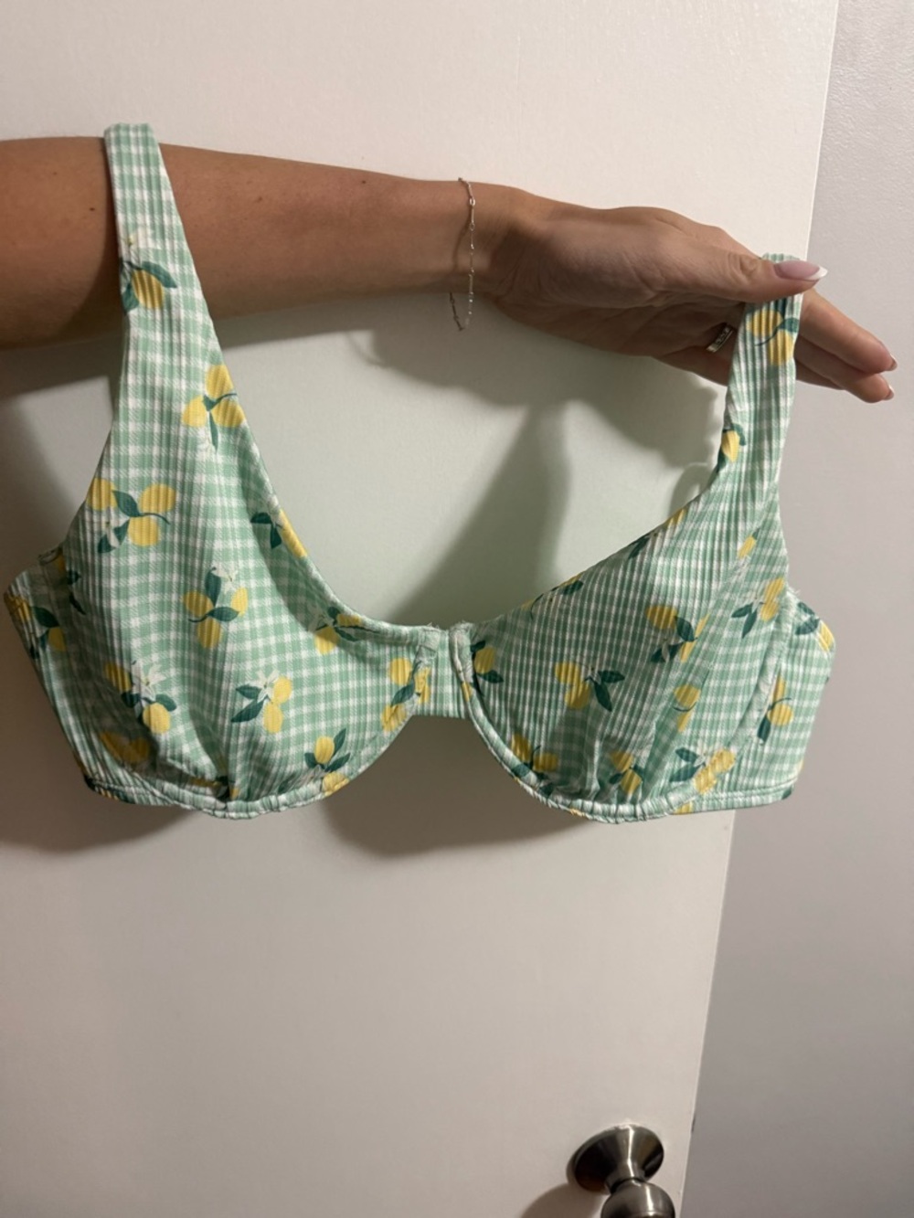 Hollister Lemon Print Underwire Bikini Top - Mint & Yellow